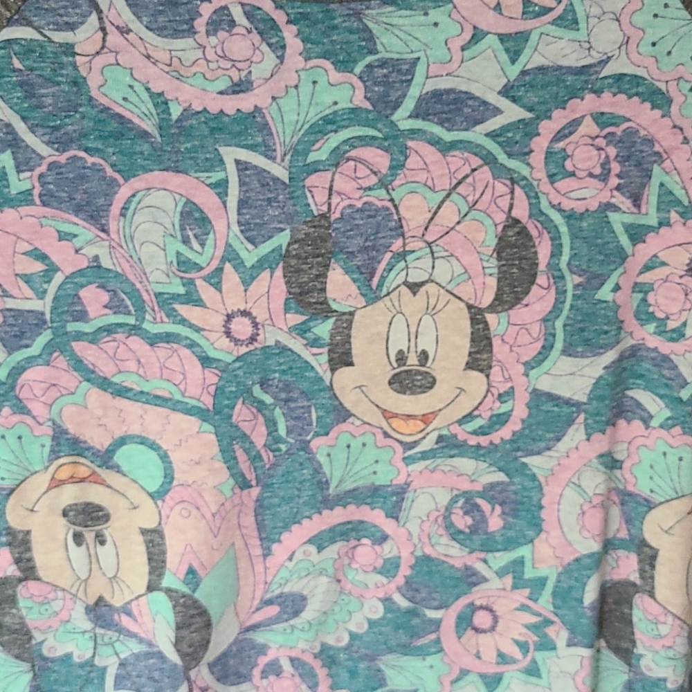 LuLaRoe 140 Randy T-Minnie Mouse w/gray sleeves